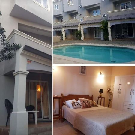 Sunshine Luxurious Villa:4 Mins Walk From Beach Flic en Flac Exterior foto