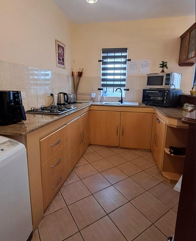 Sunshine Luxurious Villa:4 Mins Walk From Beach Flic en Flac Exterior foto